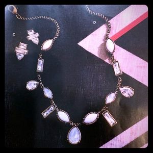 Crystal Clear Necklace, NWOT,